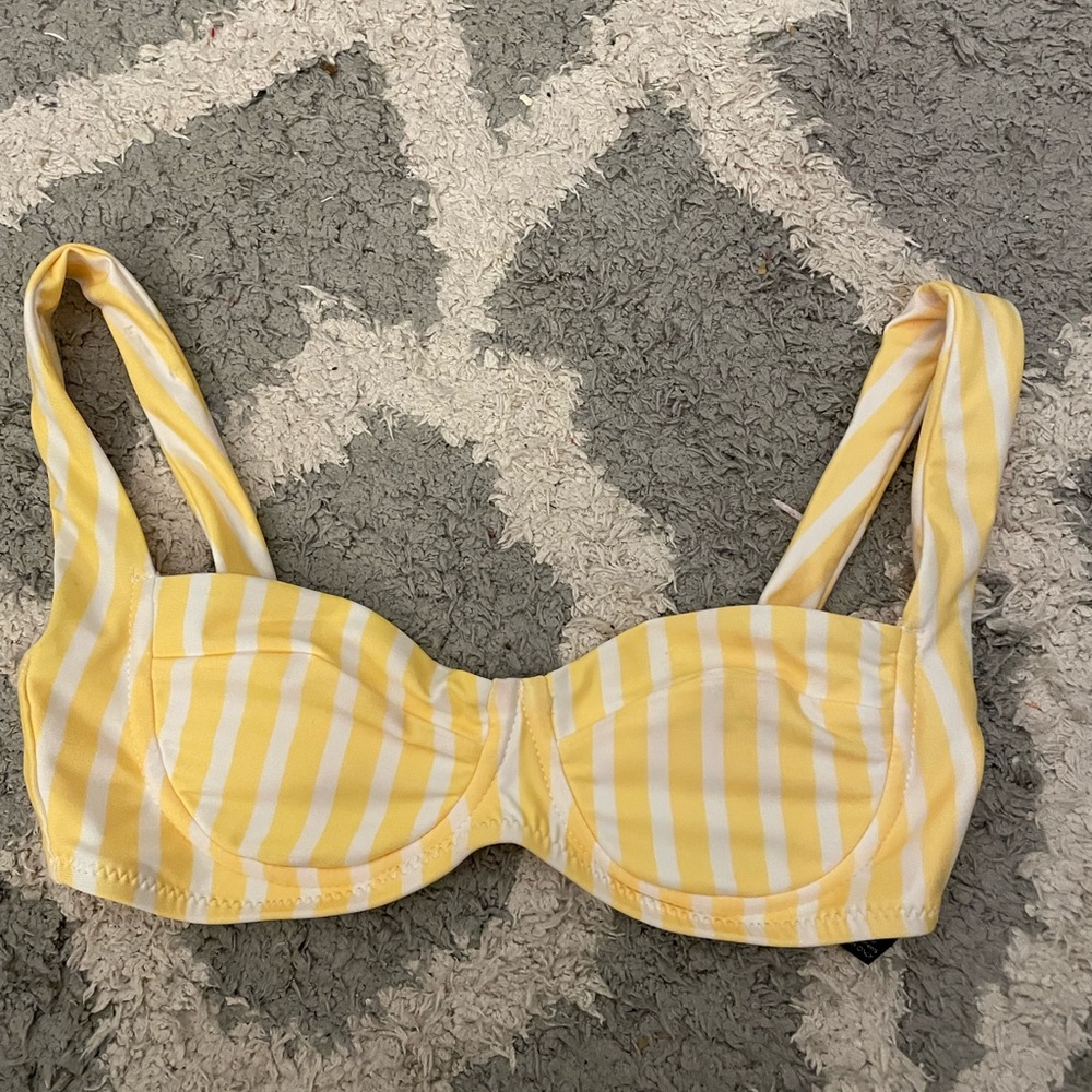 Same Bikini - image 2